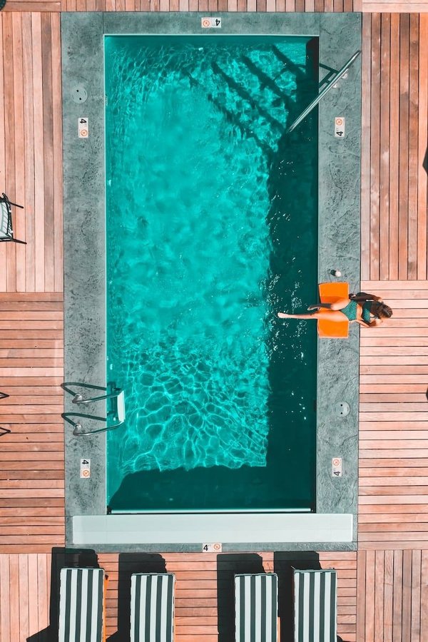 Quelles sont les dernières tendances en matière de design de piscine ?